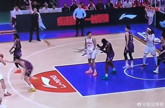 KAIYUNSPORTS-北汽男篮五连败暴露问题，北控因沈梓捷受伤受困，首钢女篮补强反下滑|北京|江苏|北京国安|刘传兴|赵睿_新浪体育_新浪新闻