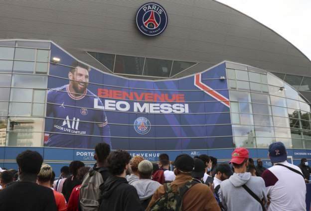 开云-梅西巴黎“首秀”：目标赢得欧冠 联手内姆感觉疯狂