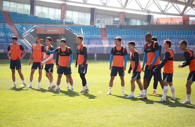 开云体育简介-共赴热爱，为城而战！中超新赛季战火点燃，精彩看点不容错过